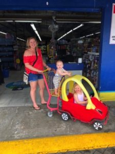 Family Costa Rica Supermercado La Fortuna Costa Rica